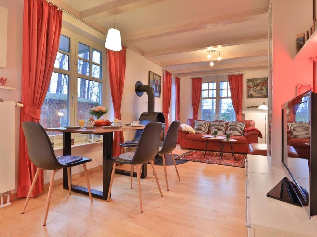 Landhaus Victoria, Schwan Болтенхаген Екстериор снимка